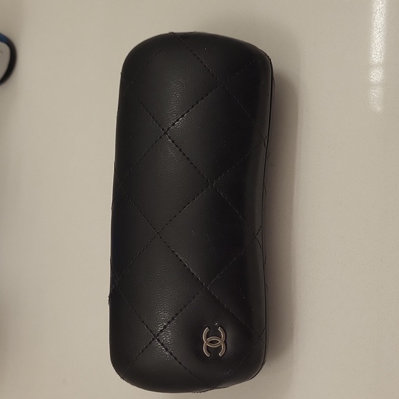 Used Chanel Frames - Picture 6 of 11